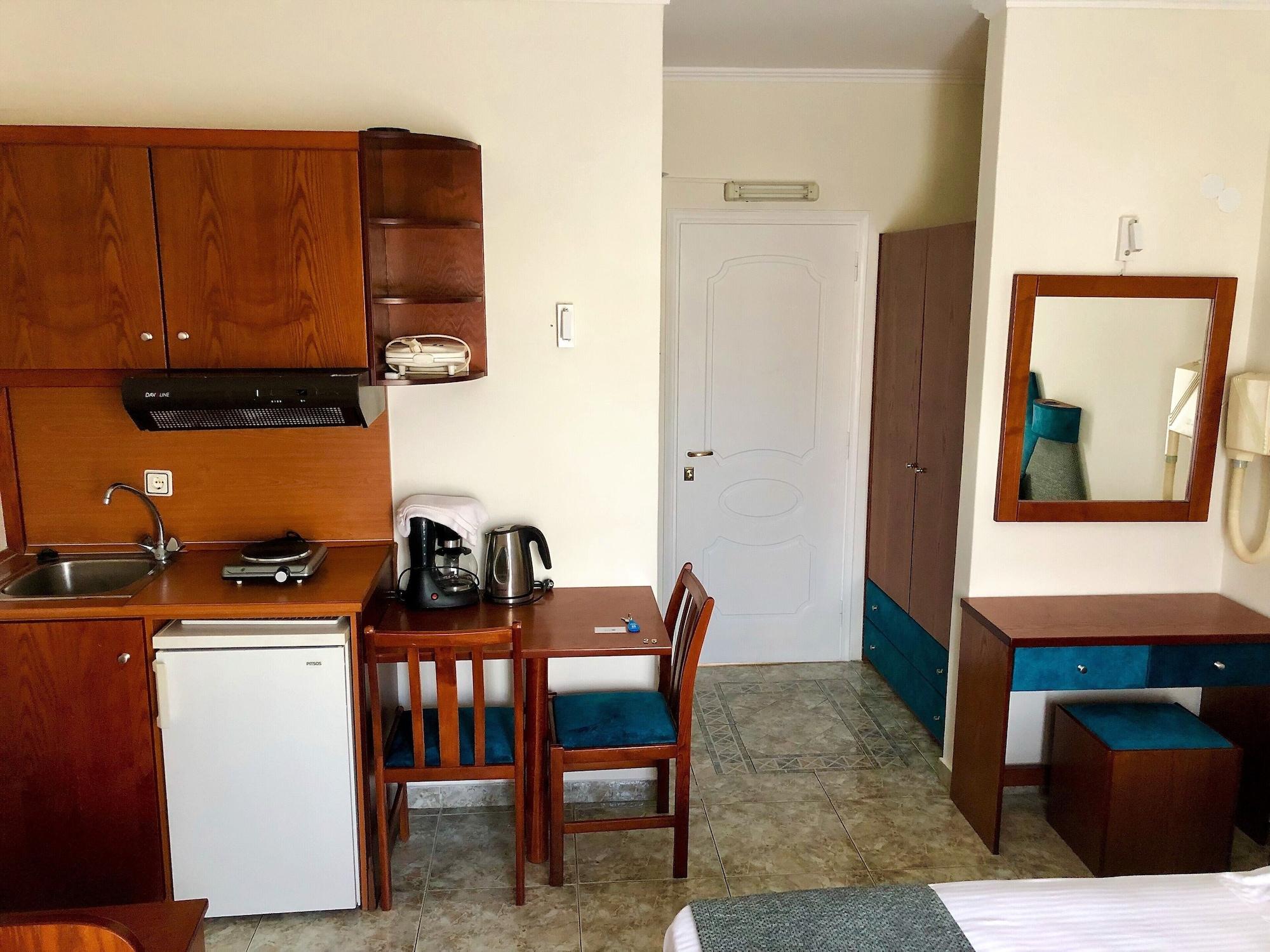 Hotel Dionysis Studios Αδάμας Εξωτερικό φωτογραφία