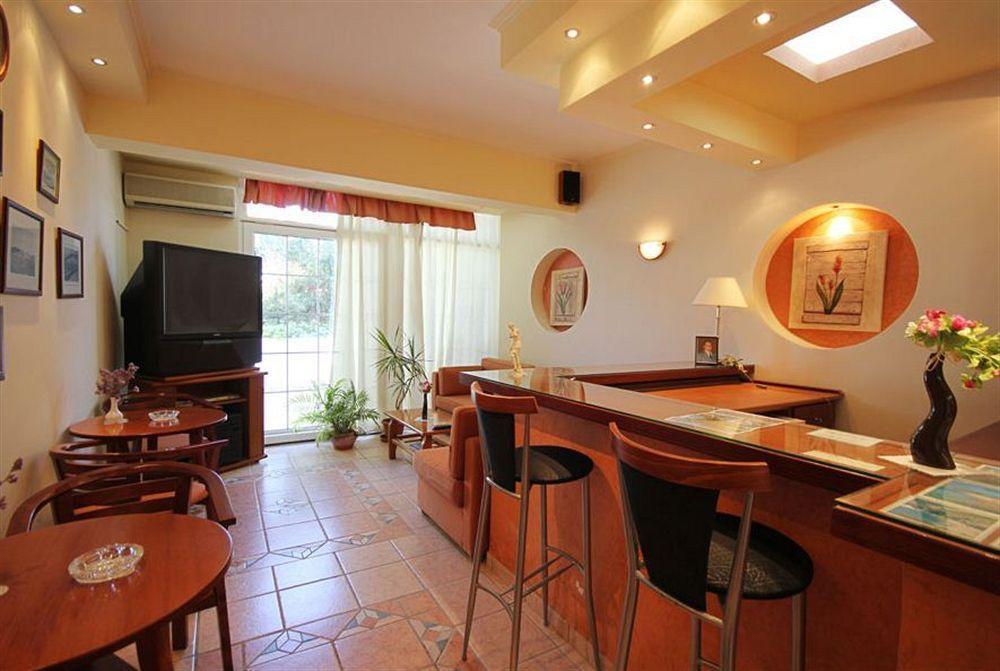 Hotel Dionysis Studios Αδάμας Εξωτερικό φωτογραφία