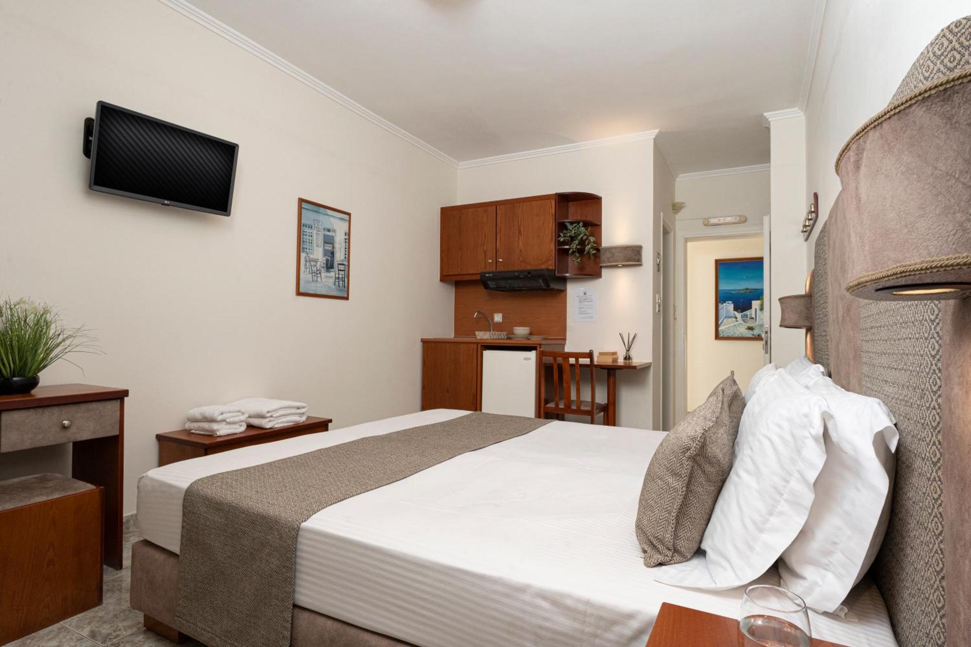Hotel Dionysis Studios Αδάμας Εξωτερικό φωτογραφία