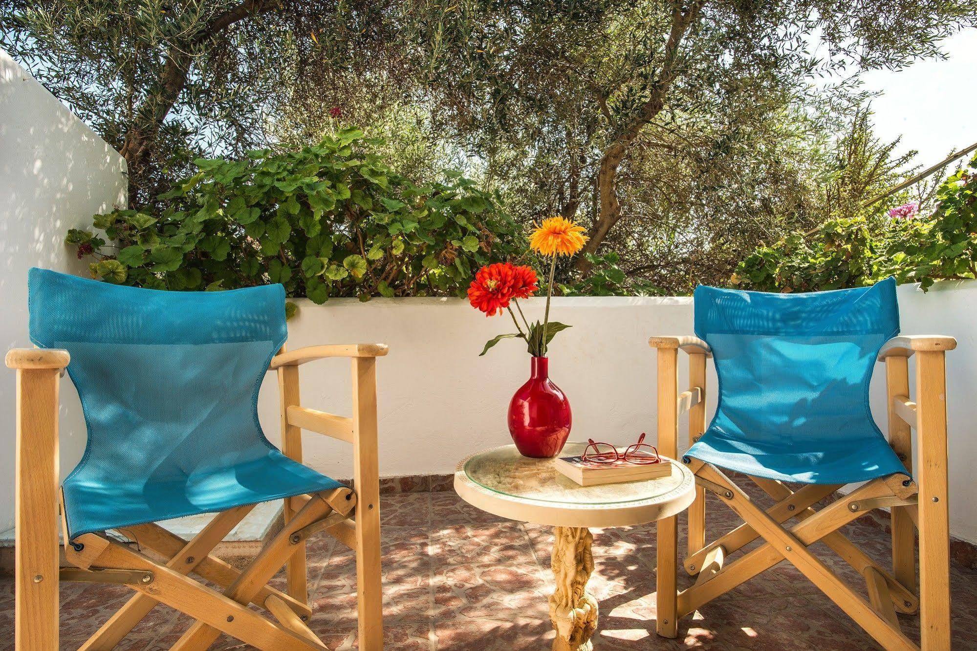 Hotel Dionysis Studios Αδάμας Εξωτερικό φωτογραφία